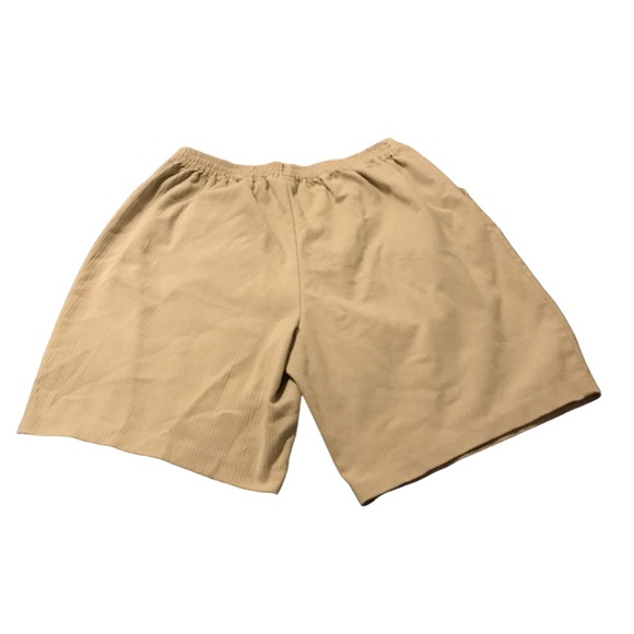 Only Necessities Cream Stretch Ribbed Pull On Minimalist Women’s Size 16W Shorts - Picture 2 of 3